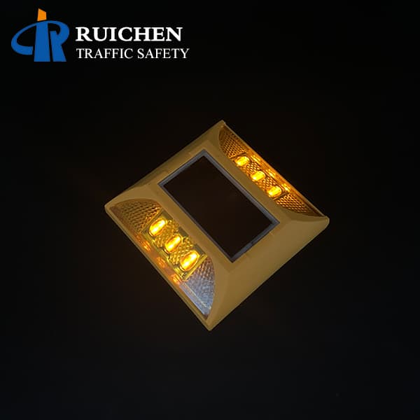 <h3>Half Moon Led Solar Road Stud For City Road In Japan-RUICHEN </h3>
